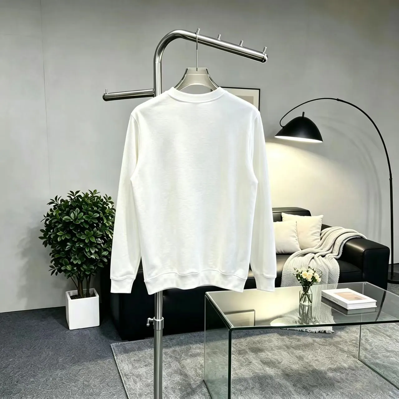 〖 𝐌𝐎𝐍𝐂𝐋𝐄𝐑~ 〗 440g ， 😎 ， ， Factory 2026 T ， ， Premium LOGO， Same Style ：Black White Size：S M L XL 2XL